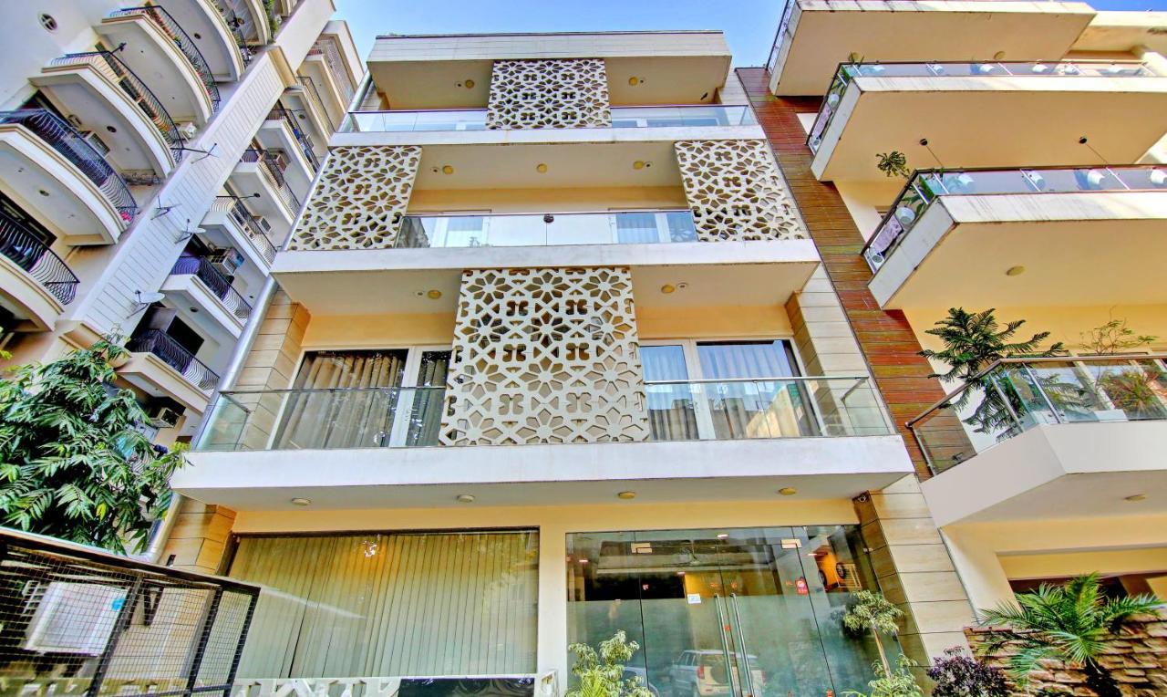 Treebo Sai Village Gold Souk - Sec 43 غورغاون المظهر الخارجي الصورة