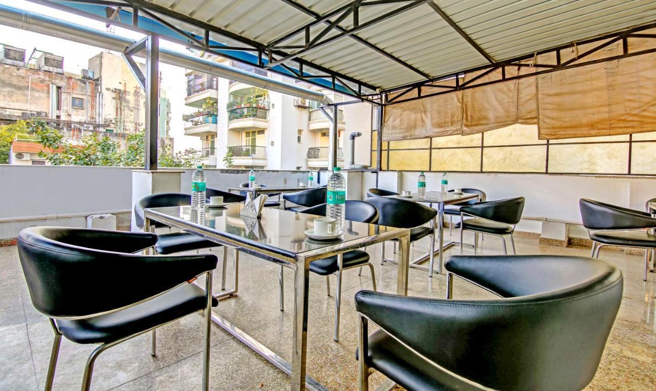 Treebo Sai Village Gold Souk - Sec 43 غورغاون المظهر الخارجي الصورة